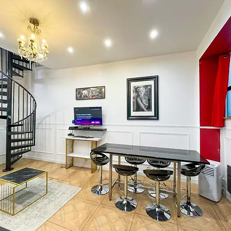 דירה Urban Flat 55 - Triplex Flat Marilyn Monroe *