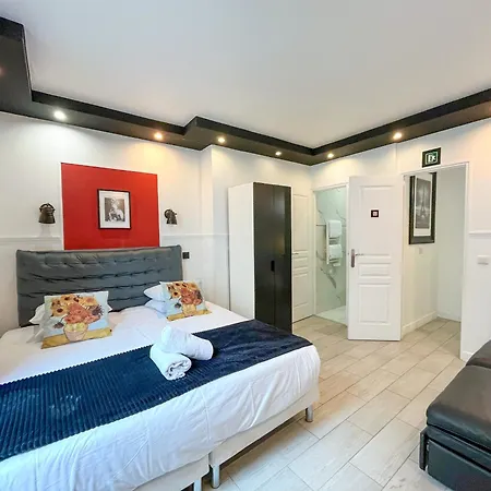 Urban Flat 55 - Triplex Flat Marilyn Monroe *