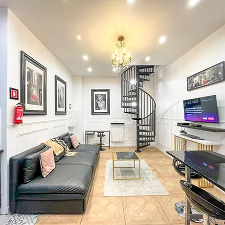 Urban Flat 55 - Triplex Flat Marilyn Monroe